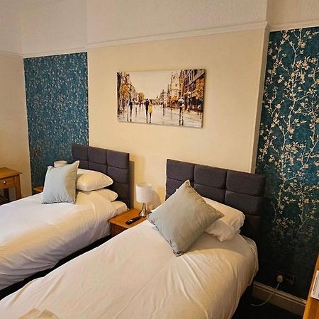 יורק The Victoria Hotel מראה חיצוני תמונה